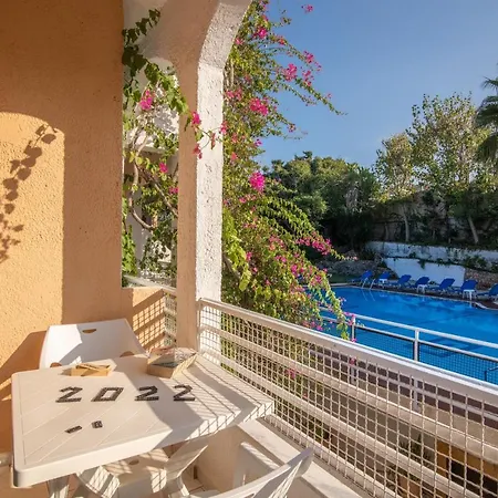 Iliostasi Beach Apartments Hersonissos  Esterno foto